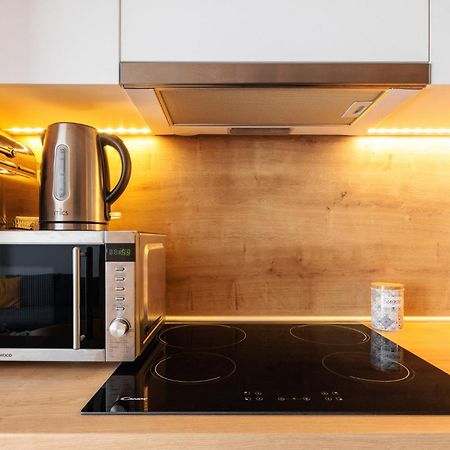 Skg Urban Boutique Apartment เทสซาโลนิกิ ภายนอก รูปภาพ