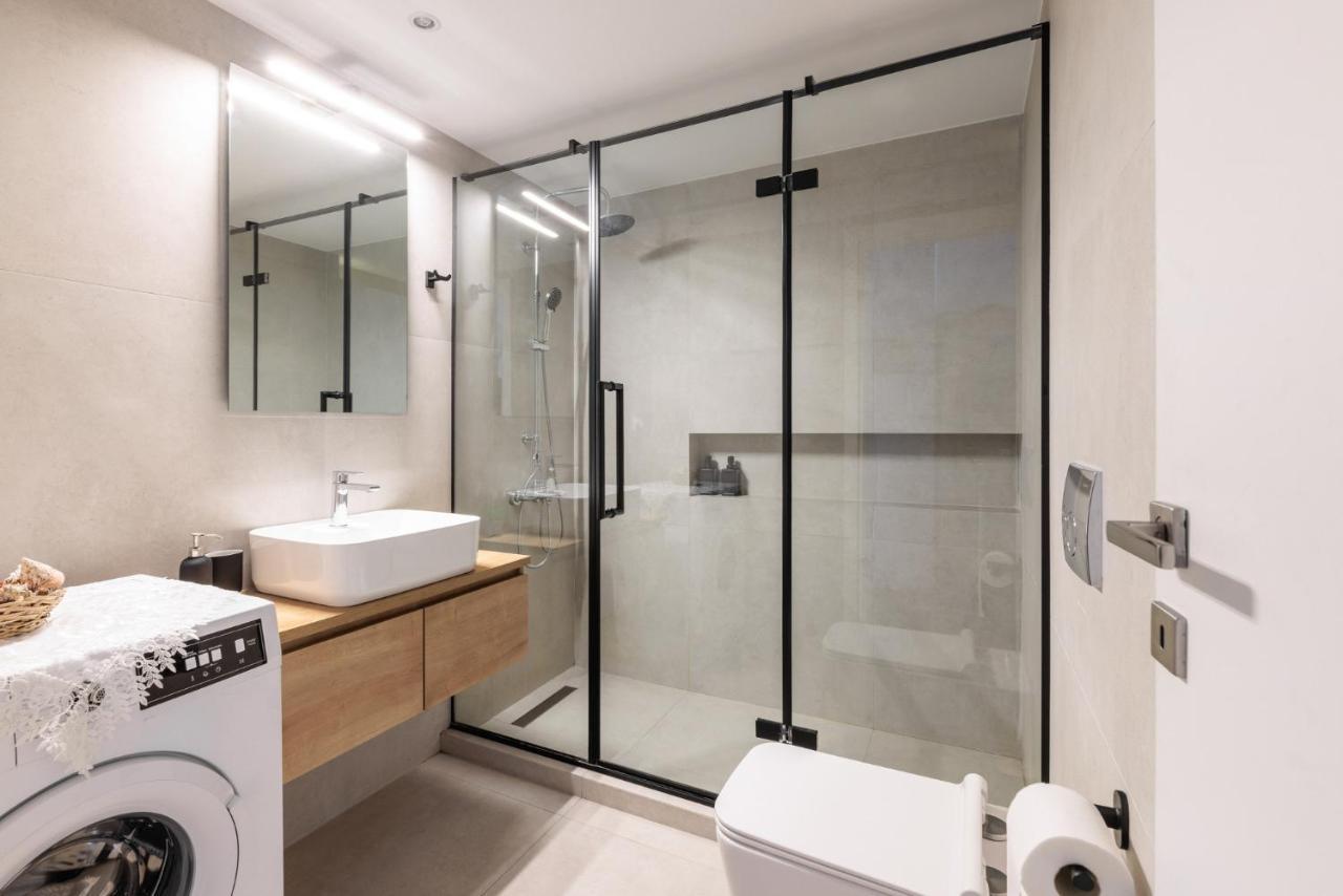 Skg Urban Boutique Apartment เทสซาโลนิกิ ภายนอก รูปภาพ